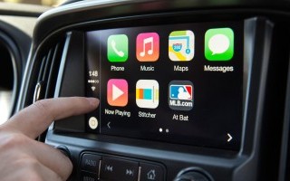 Mengenal Konektivitas Apple CarPlay dan Android Auto